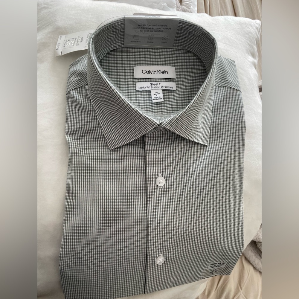 Calvin Klein button up brand new macys brand